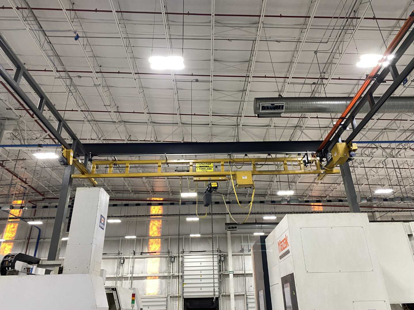 Spanco Freestanding Workstation Bridge 2000 Lbs. Max Capacity 26' x 41' x 18' TS w/ Street LX 1Ton Hoist. 460V, 3-Phase, 3 HP