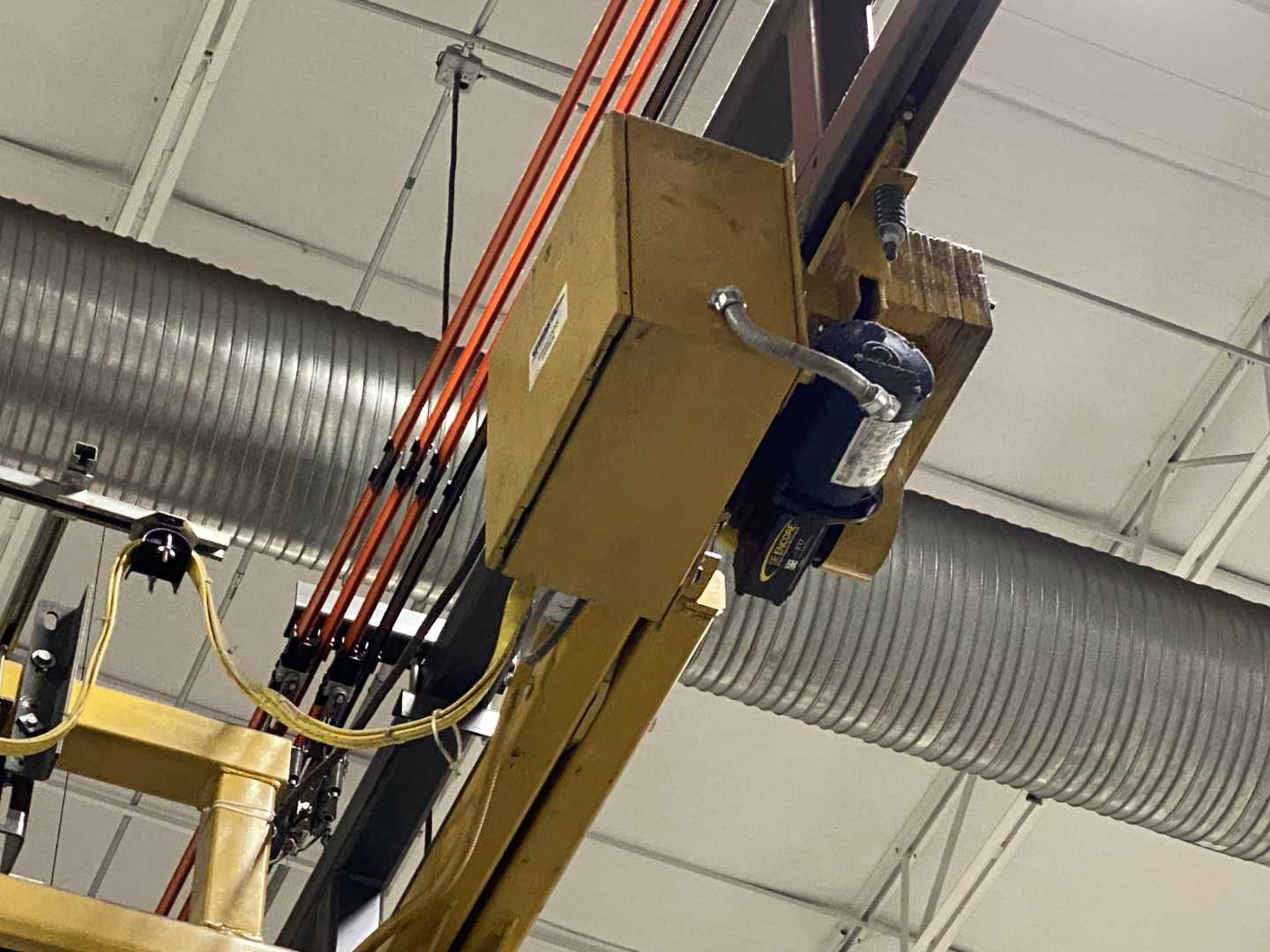 Spanco Freestanding Workstation Bridge 2000 Lbs. Max Capacity 26' x 41' x 18' TS w/ Street LX 1Ton Hoist. 460V, 3-Phase, 3 HP