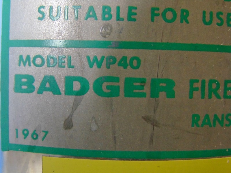  BADGER WP-40 Class A WALL BRACKET Water Fire Extinguisher