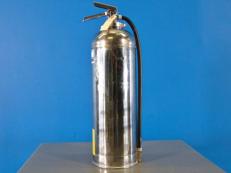  BADGER WP-40 Class A WALL BRACKET Water Fire Extinguisher