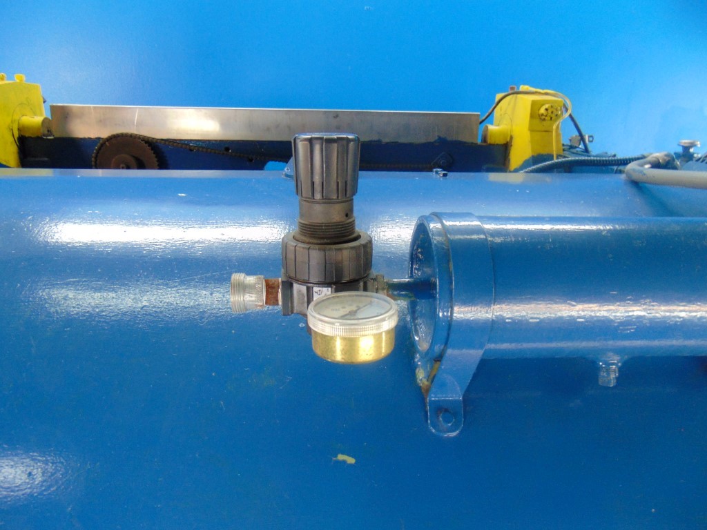 Columbia 0604L Metal Shear - 3/16" x 52" Blade, 7 Gauge - Heavy-Duty Industrial Cutting Machine