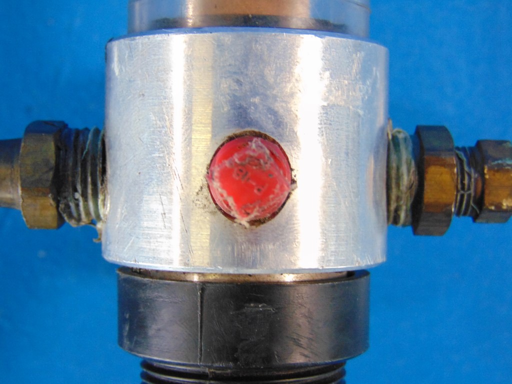 Plug-In Pressure Reducer Compressed Air  with Water Separator