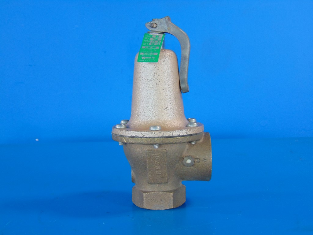 Watts M1 174A Safety Relief Valve 150PSI 1 1/4