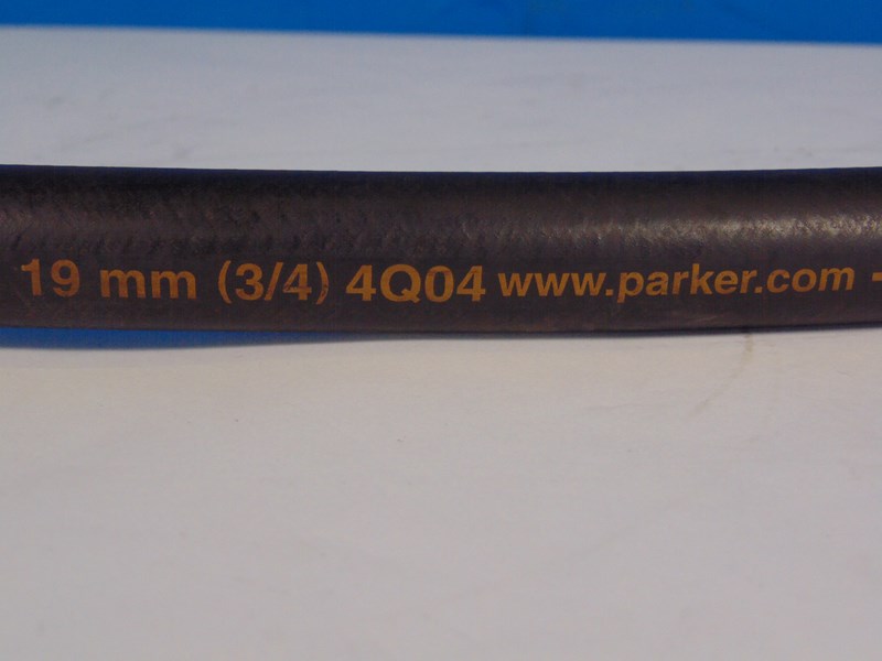 Parker 351TC-12 TOUGH Cover Hydraulic Hose (3/4") I.D. X 25 1/2" 4000psi 