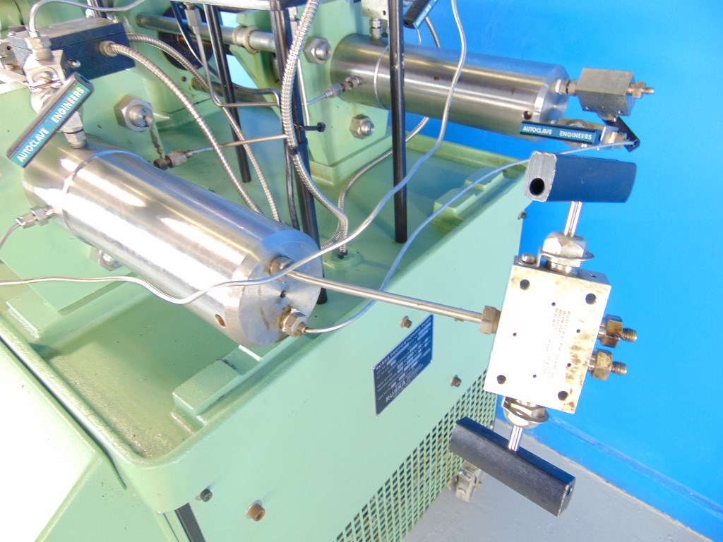 Ruska 1458 Proportioning Pump - Positive Displacement, 2-Cycle, 10,000 PSI - Industrial Fluid Control System
