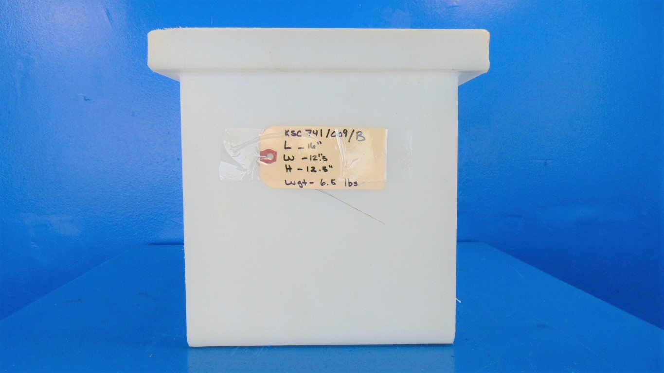 Versa-Matic E8PP6XPP9 Air Operated Double Diaphragm Pump 3/8" Inlet Port, 1/4" Outlet Port, 6.8 Max GPM, Polypropylene