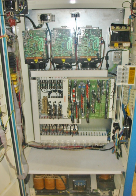 Cincinnati Milacron T3-726 Robotic Arm - Industrial Automation & Precision Control
