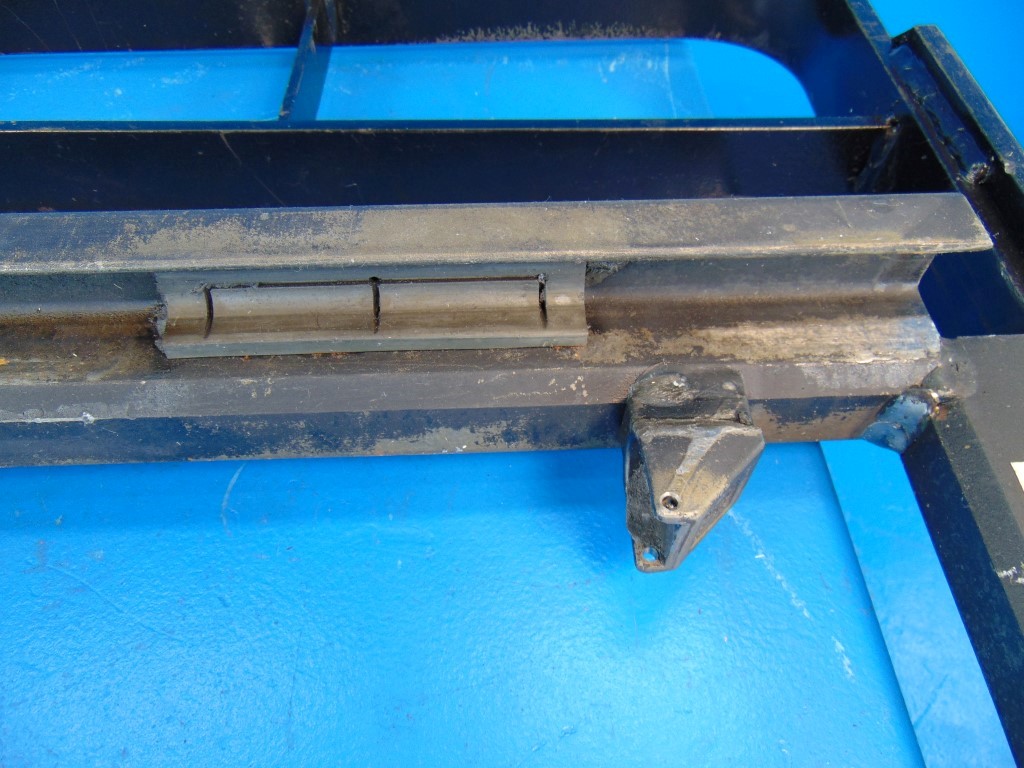 Forklift Carriage & Cascade sideshift C-675514-3 Forklift Attachment w/Clamps