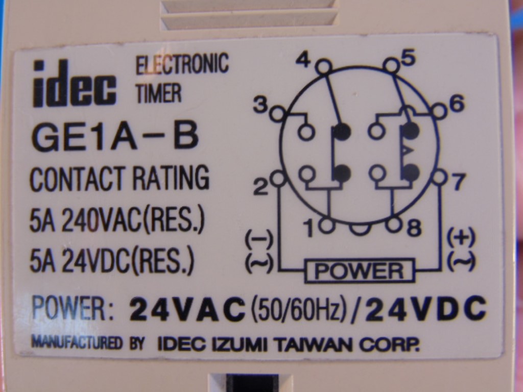 IDEC GE1A-B ELECTRONIC TIMER, 5A 240V