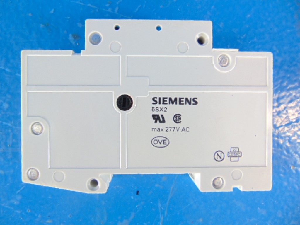 SIEMENS 5SX2 B10 BREAKERS 10 Amp 