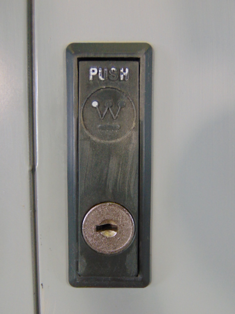 Westinghouse PRL1 CKT42 120/208Y Qty8-20AMP-1/Qty13-20AMP-2pole/Qty4-30AMP-2pole