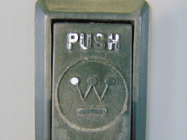 Westinghouse PRL1 CKT42 120/208Y Qty8-20AMP-1/Qty13-20AMP-2pole/Qty4-30AMP-2pole