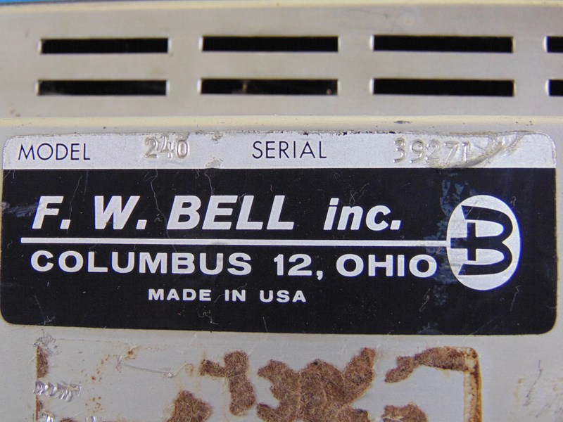 F. W. BELL "240" INCREMENTAL GAUSSMETER