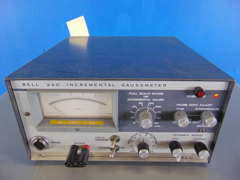 F. W. BELL "240" INCREMENTAL GAUSSMETER