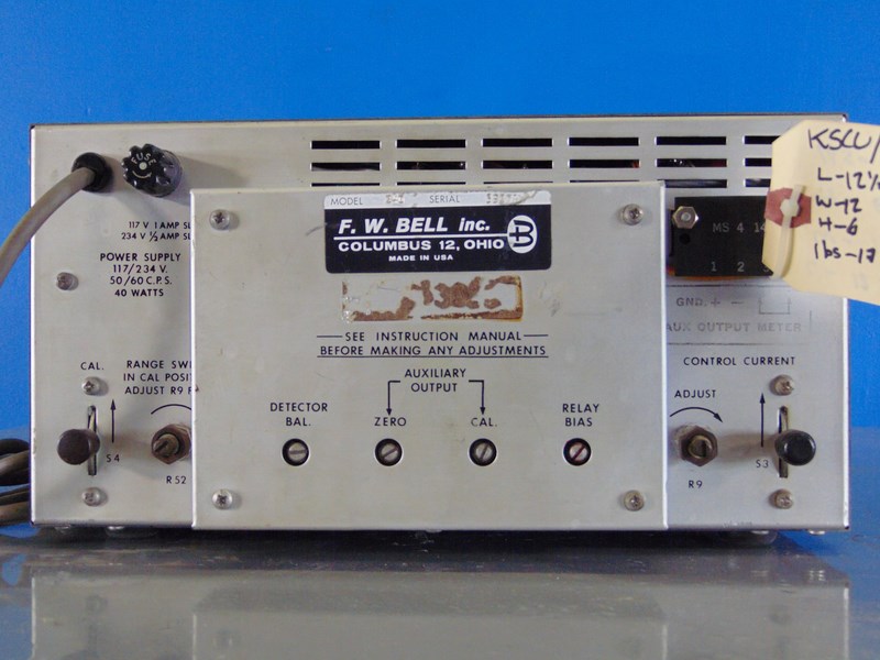 F. W. BELL "240" INCREMENTAL GAUSSMETER