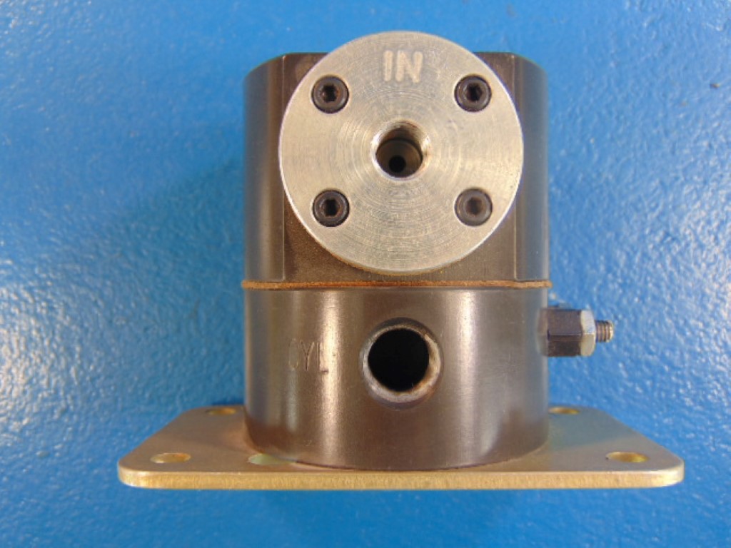 ALLENAIR PILOT PRESSURE VALVE, 1/8" INLETS 1/4" OUTLETS