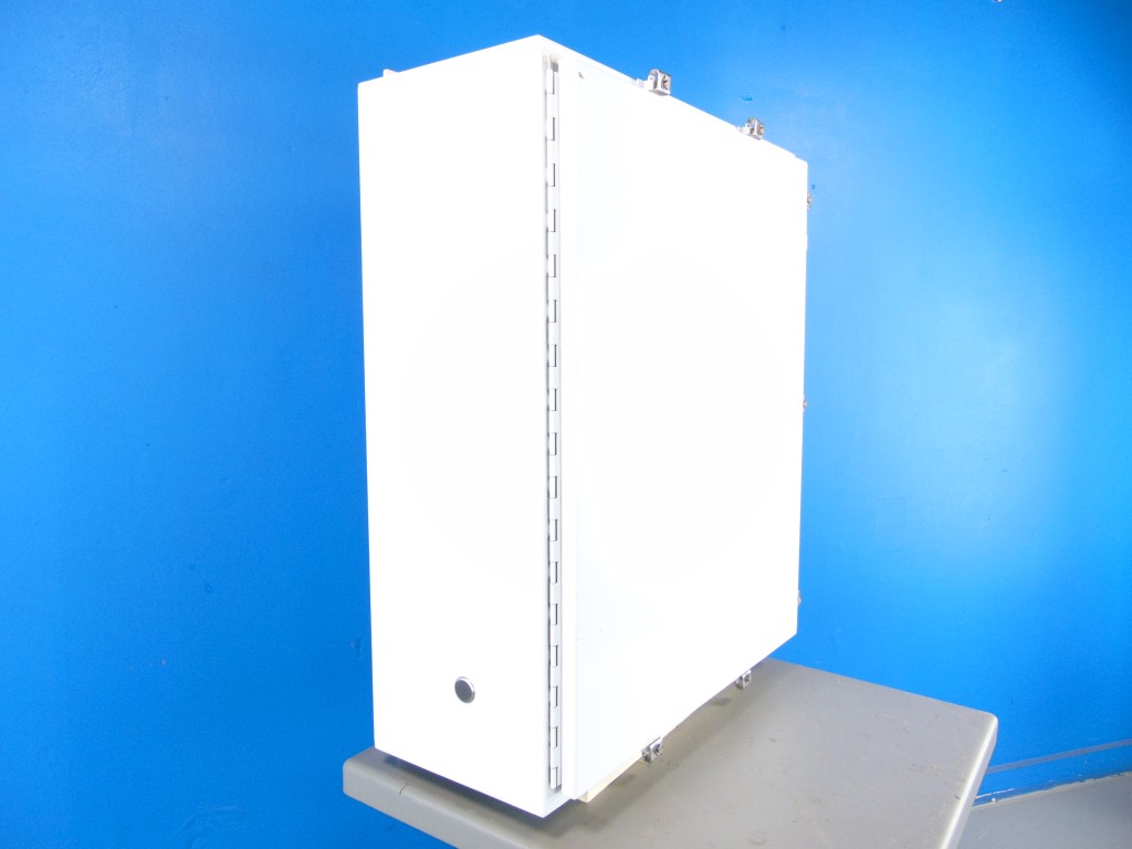 HOFFMAN AH918405 Power Panel TYPE 1 ENCLOSURE 13.5" x 31.5" x 38.5"