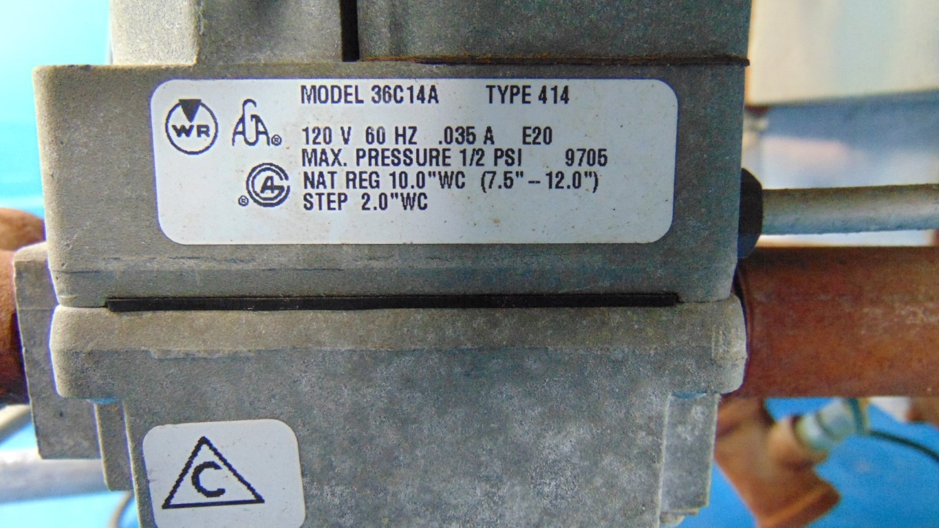 Vulcan 2T2036G - Two 24-Quart Jacketed Tilting Kettle - Gas Boiler Base - Commercial Kitchen Equipment