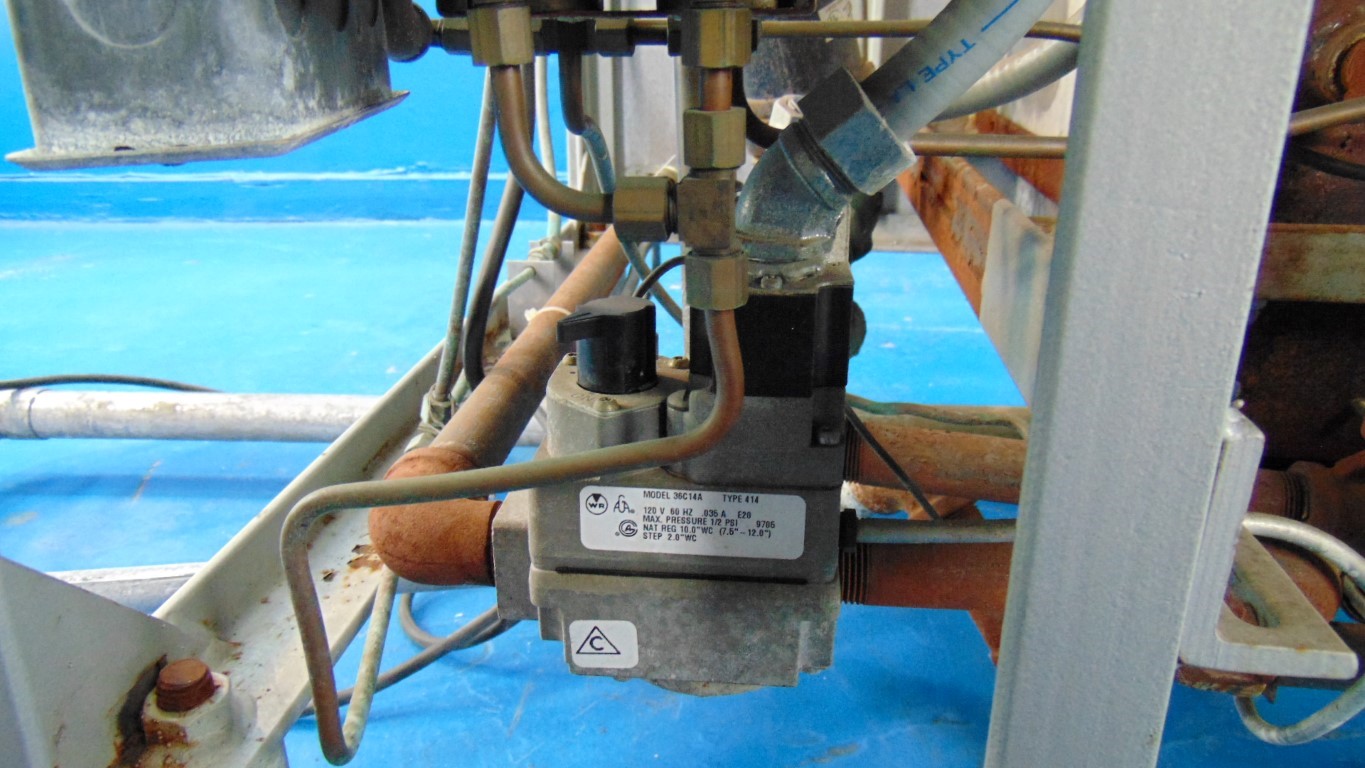 Vulcan 2T2036G - Two 24-Quart Jacketed Tilting Kettle - Gas Boiler Base - Commercial Kitchen Equipment