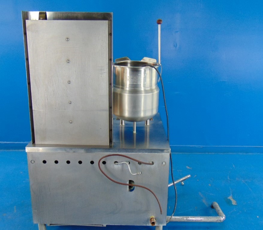 Vulcan 2T2036G - Two 24-Quart Jacketed Tilting Kettle - Gas Boiler Base - Commercial Kitchen Equipment
