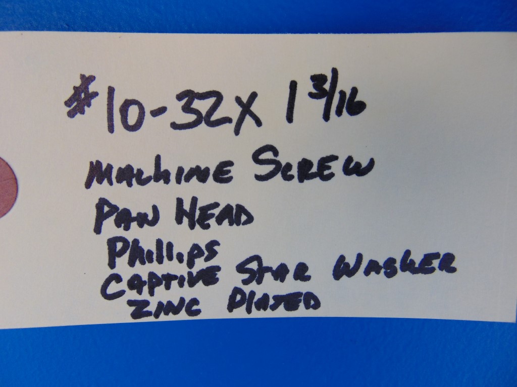 #10-32X 1 3/16" Machine Screw Pan Head Phillips Captive Star Washer (Lot of 100)