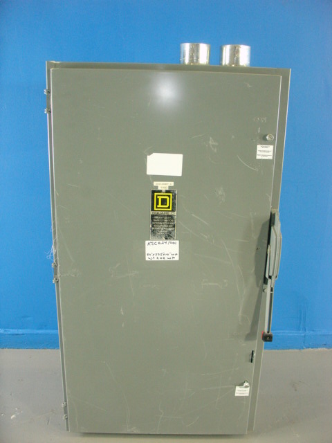 600 amp Square D FUSEABLE SAFETY SWITCH 240 VAC Type 1 Enclosure