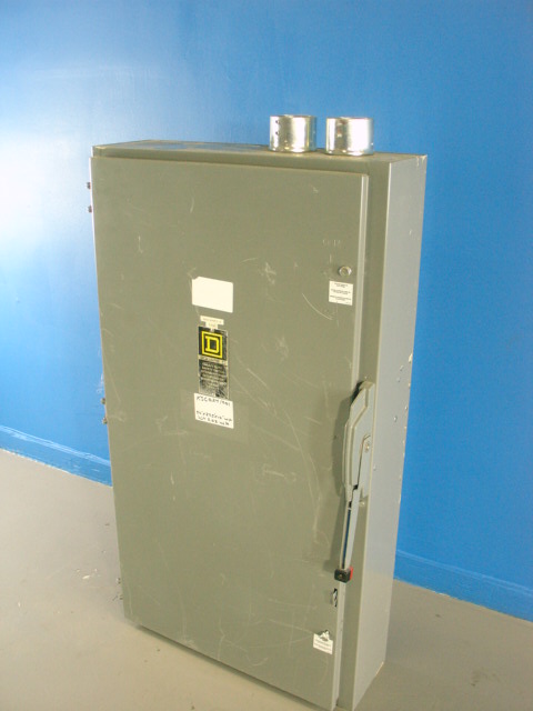 600 amp Square D FUSEABLE SAFETY SWITCH 240 VAC Type 1 Enclosure