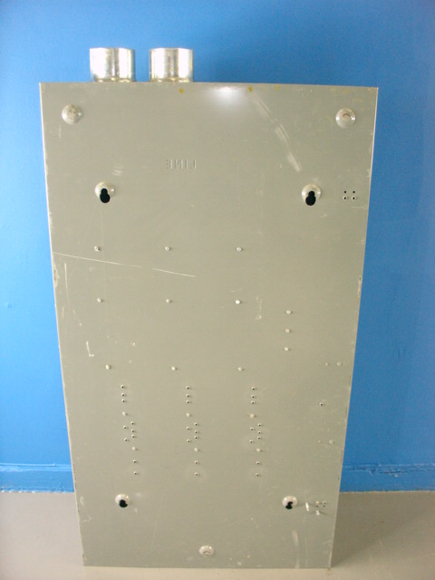 600 amp Square D FUSEABLE SAFETY SWITCH 240 VAC Type 1 Enclosure
