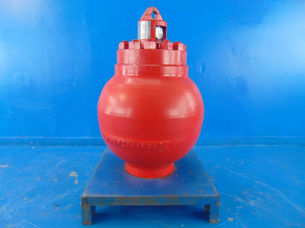 Foundry KB-75 Pulsation Dampener & Bladder - 5000 PSI - Industrial Hydraulic Pressure Control