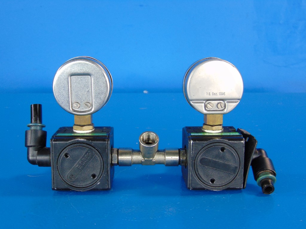 Bosch 0 821 302 406 Lubricator w/ Gauge 