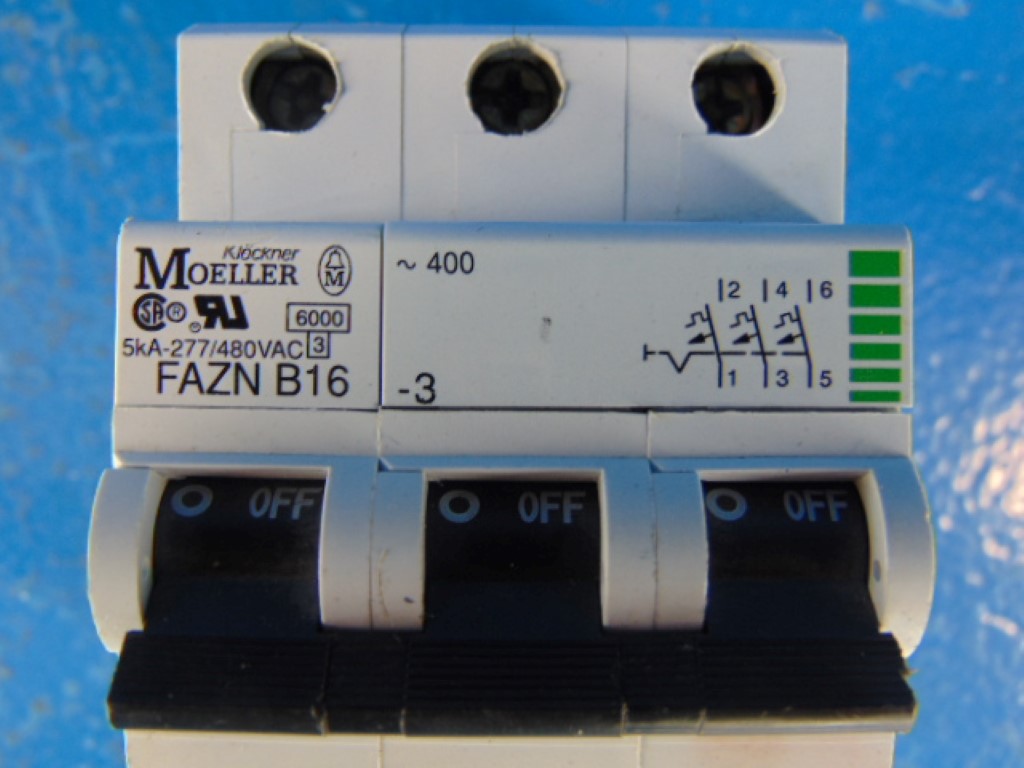  MOELLER FAZN B16  3 Circuit Breaker 277/480V 