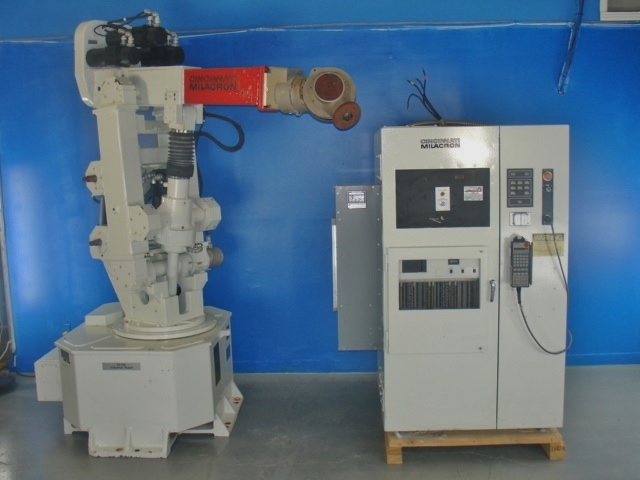 Cincinnati Milacron T3-786 Robotic Arm - Precision Industrial Automation & Control System