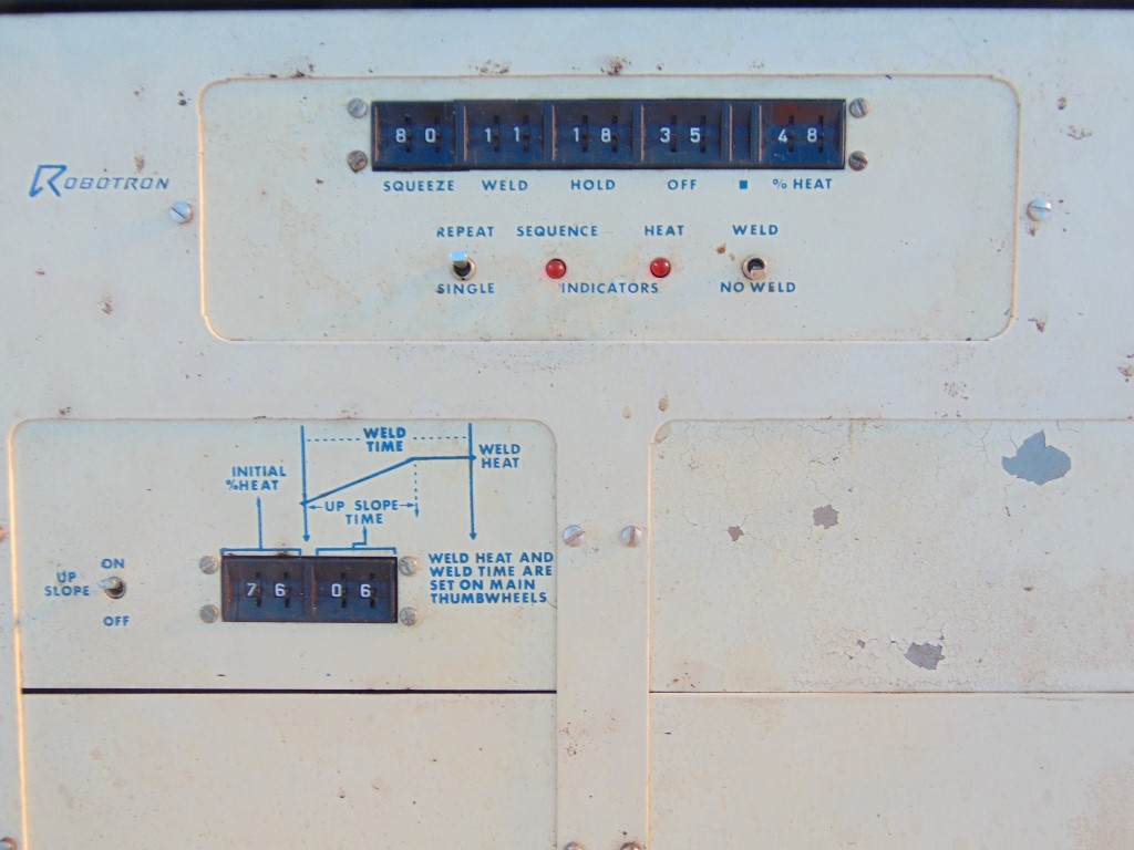 Robotron 38025 Spot Welder - Press Type with Controller - Sold for Parts Only