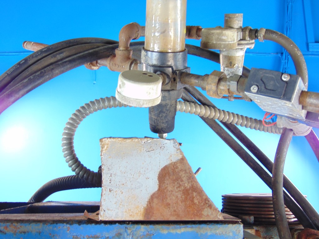 Robotron 38025 Spot Welder - Press Type with Controller - Sold for Parts Only