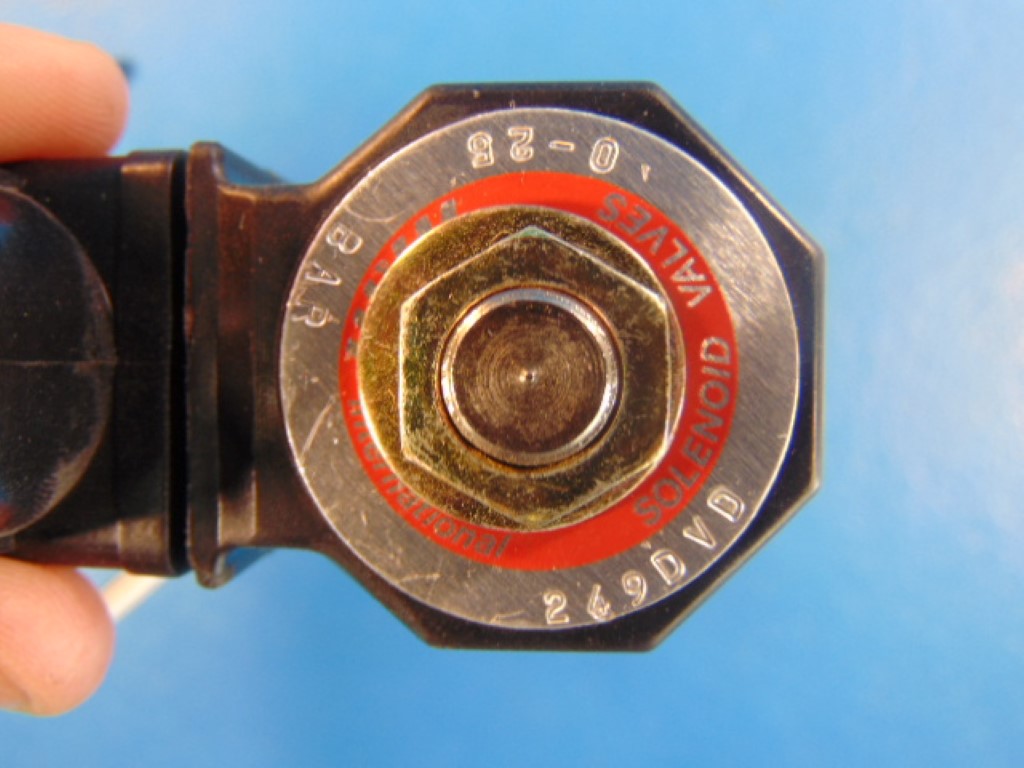 D249 2-way solenoid valve, G 1/4 ", brass, normally closed