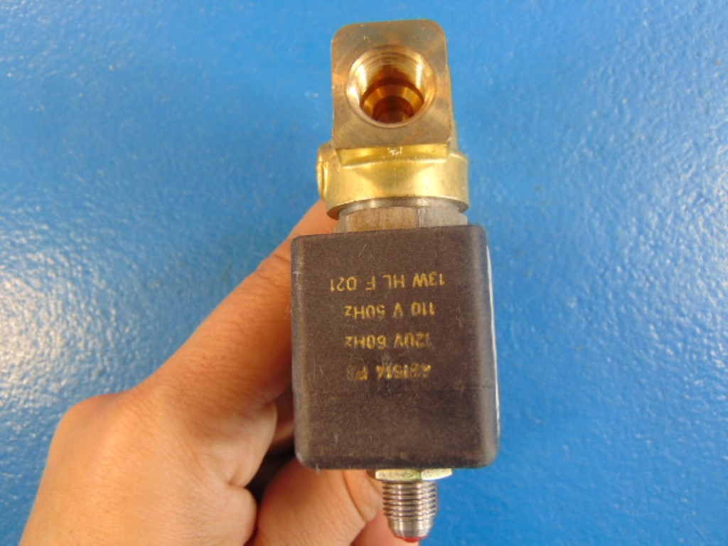 HONEYWELL SKINNER 7131KBN2JV00N0D4D2P3 1/4" SOLENOID VALVE 120V 491514P