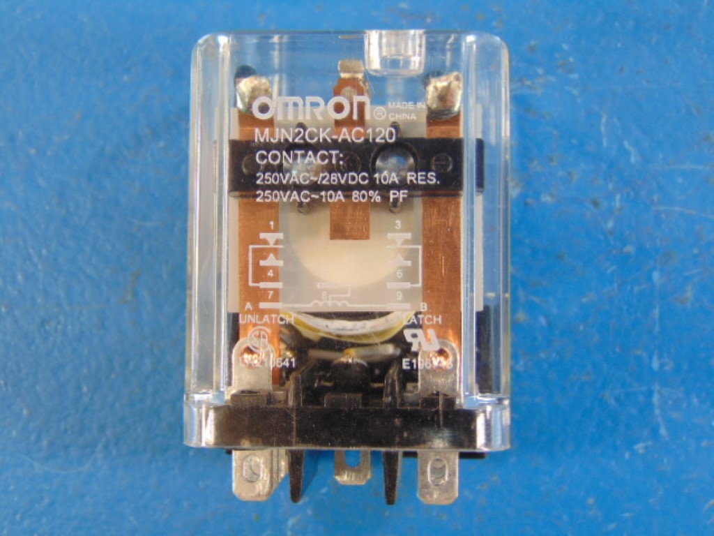 OMRON MJN2CK-AC120 10A 28VDC RELAY