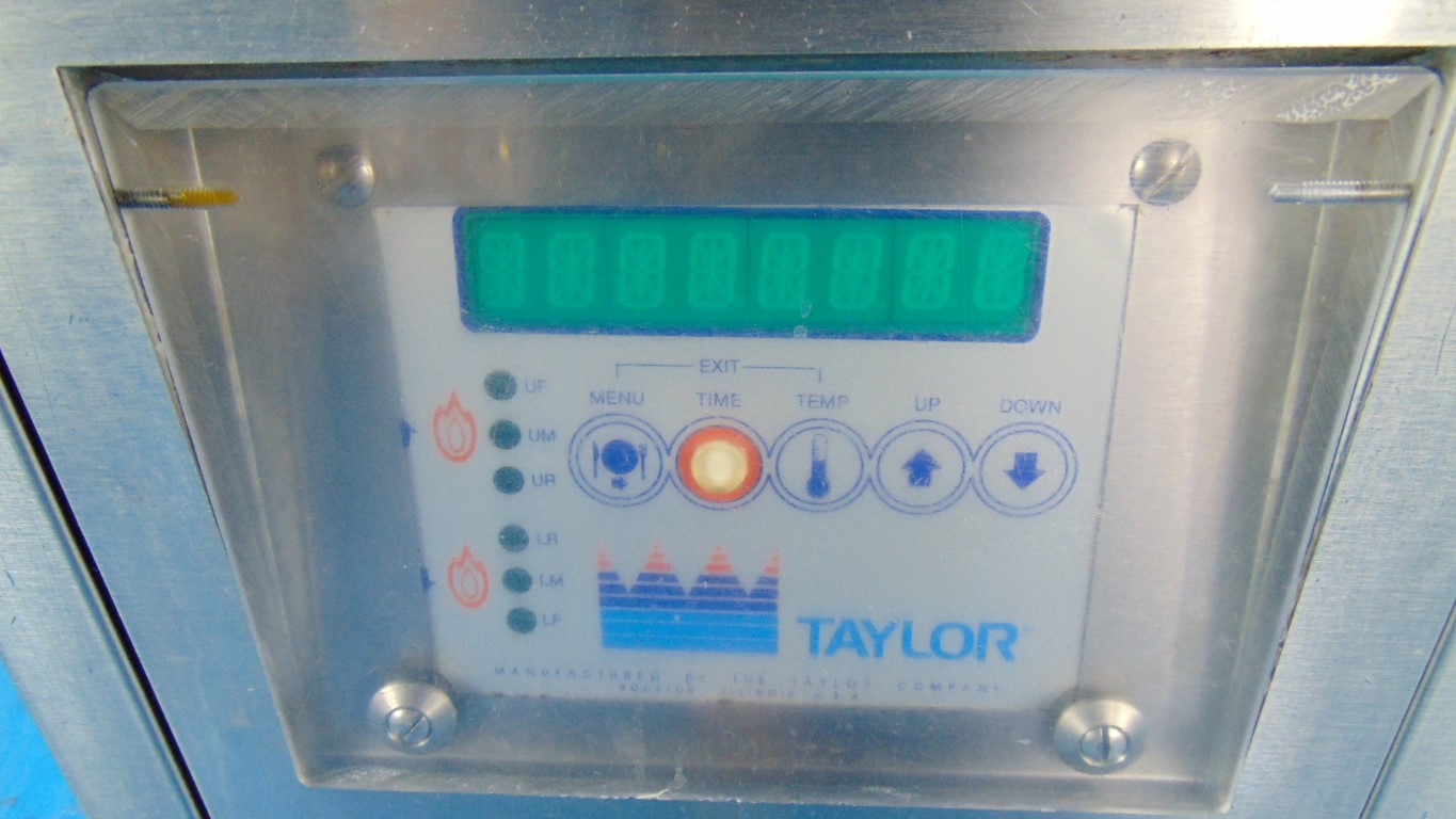 Taylor QS11 23 Commercial Restaurant Electric Platen Clamshell Grill