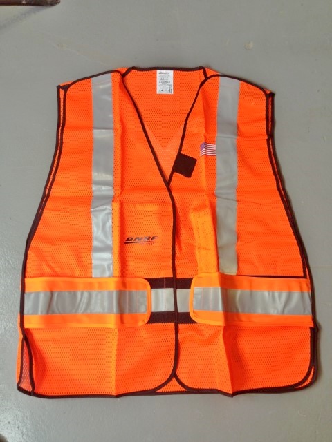 NEW in BOX BNSF Railway Safety Vest Large (Jumbo)