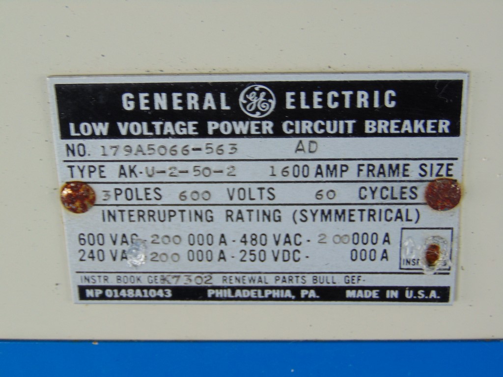 GE General Electric 3P 600V 1600A CIRCUT AIR BREAKER AK U-2-50-2 