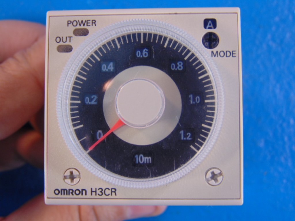 OMRON Timer H3CR-A8 100-240VAC 100-125VDC 