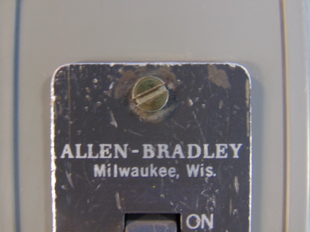 Vintage ALLEN-BRADLEY ON/OFF Light SWITCH