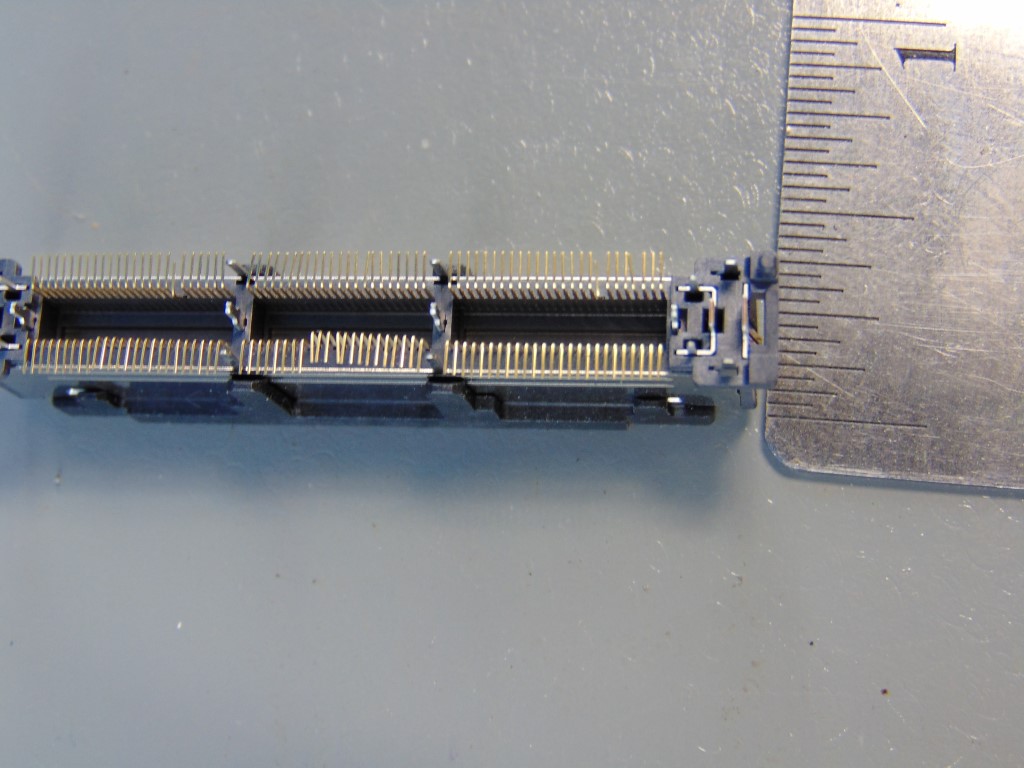 JAE WD2M144WB1 size A2 2:1 Docking Connector