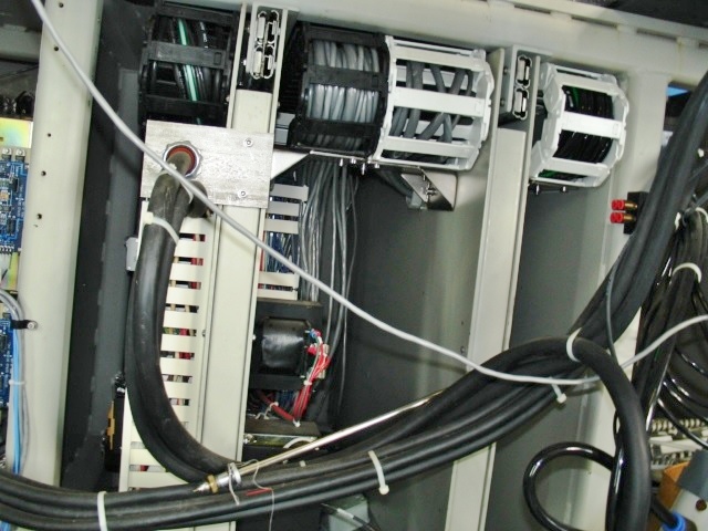 Cincinnati Milacron Acramatic SCARA Robotic Arm Work Cell - Precision Automation Equipment