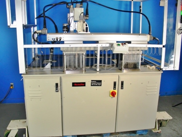 Cincinnati Milacron Acramatic SCARA Robotic Arm Work Cell - Precision Automation Equipment