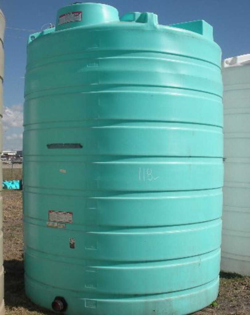 3000 GALLON ENDURAPLAS GREEN FULL DRAIN CONE BOTTOM TANK