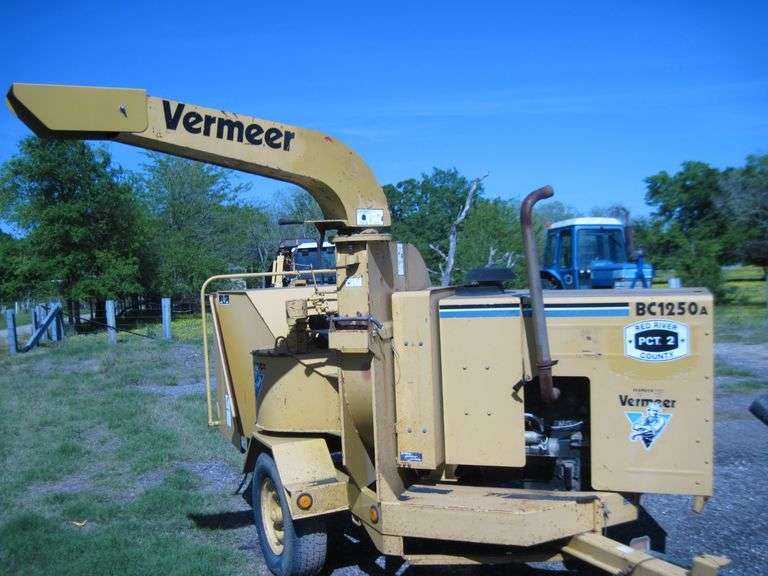 1999 Vermeer BC1250A Wood Chipper Perkins Diesel 1363 hours