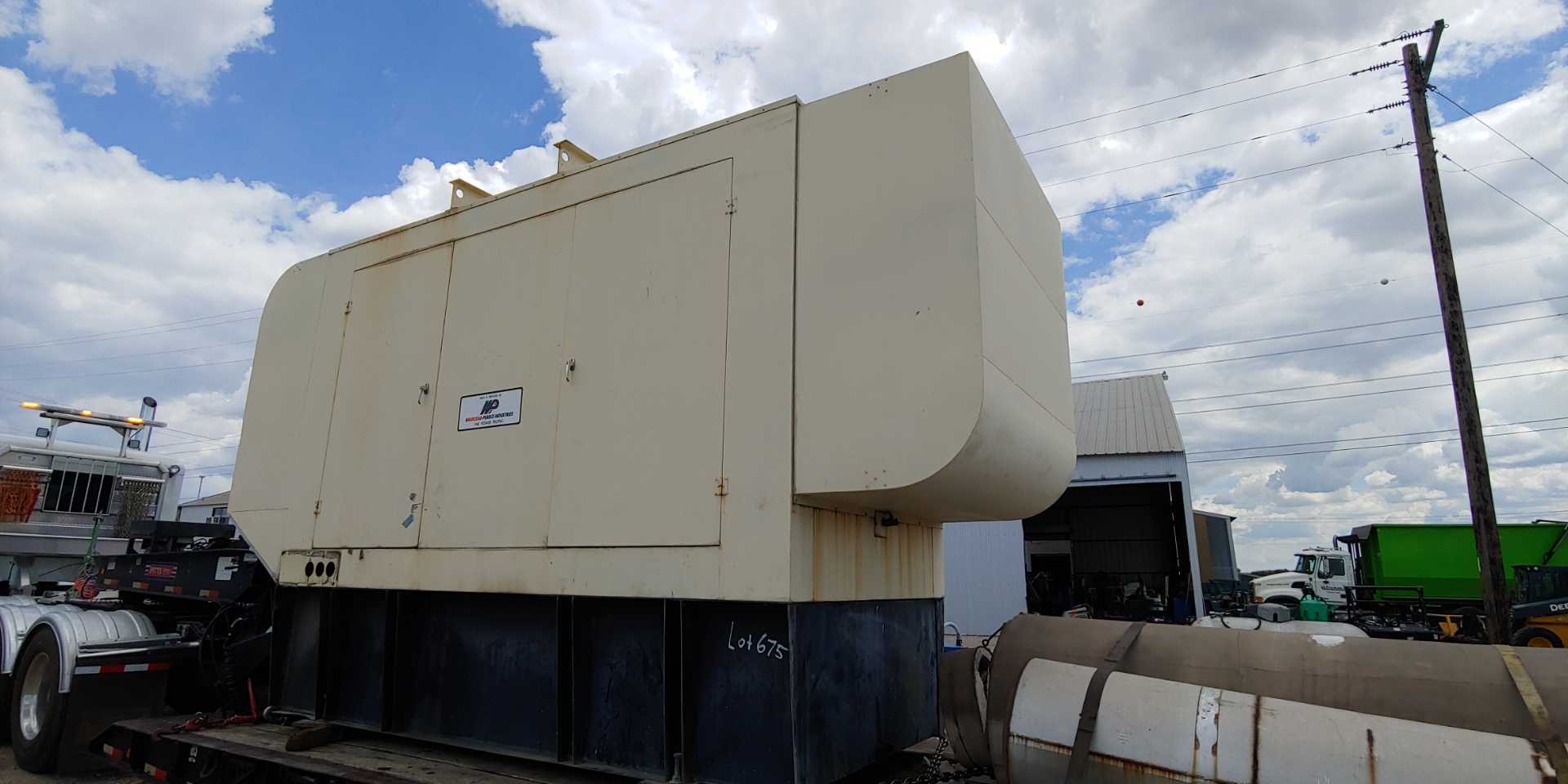 Kohler 500KW Diesel Generator 572RSL4024 / ES-19981 w/ storage tank