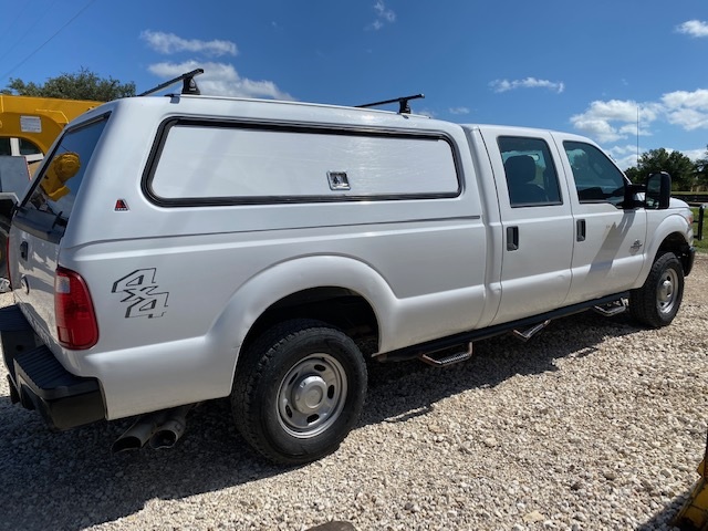 2012 F250 XL Diesel 125k miles Ranch hand grill guard, running board