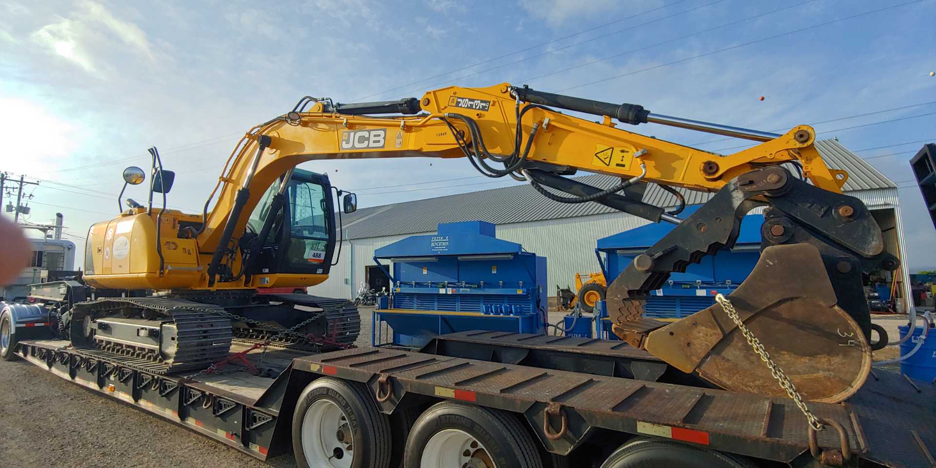 JCB JS131-LC Crawler Excavator